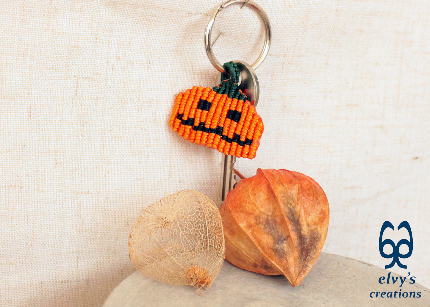 Handmade Macrame Key Chain, Housewarming Gift, Small Unique Gift for Woman and Man