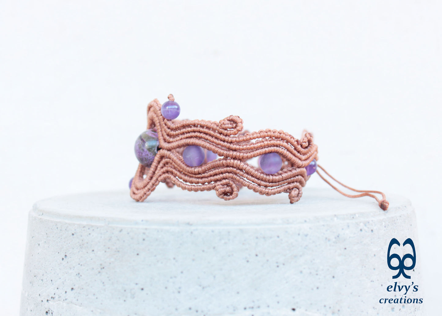 Bronze Beige Macrame Bracelet with Amethyst