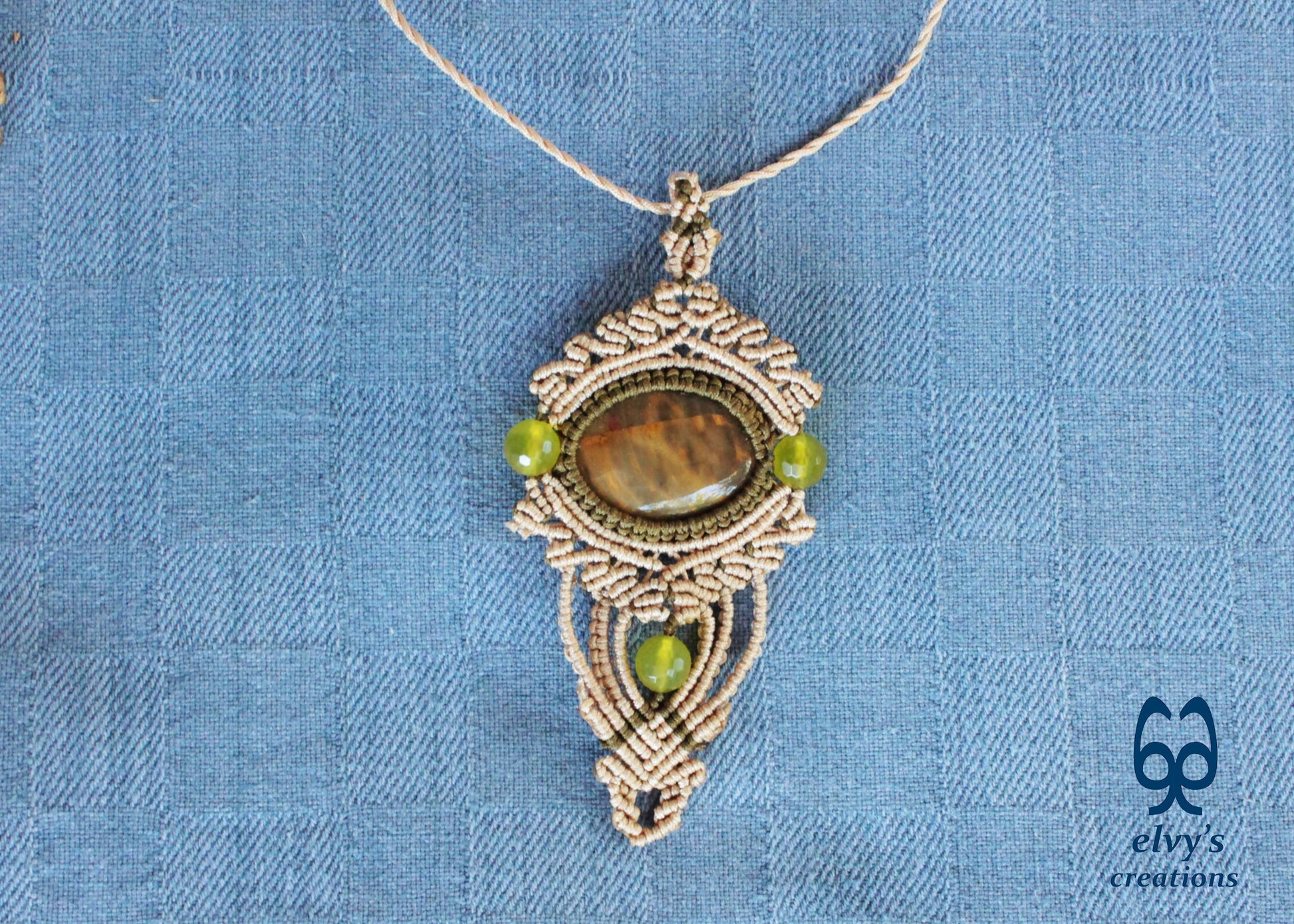 Beige Macrame Necklace with Jasper Gemstones Green Macrame Pendant Macrame Jasper Stone, Μπεζ Μακραμέ Κολιέ με Πράσινες Πετρες Κρυστάλλους  Ίασπις 