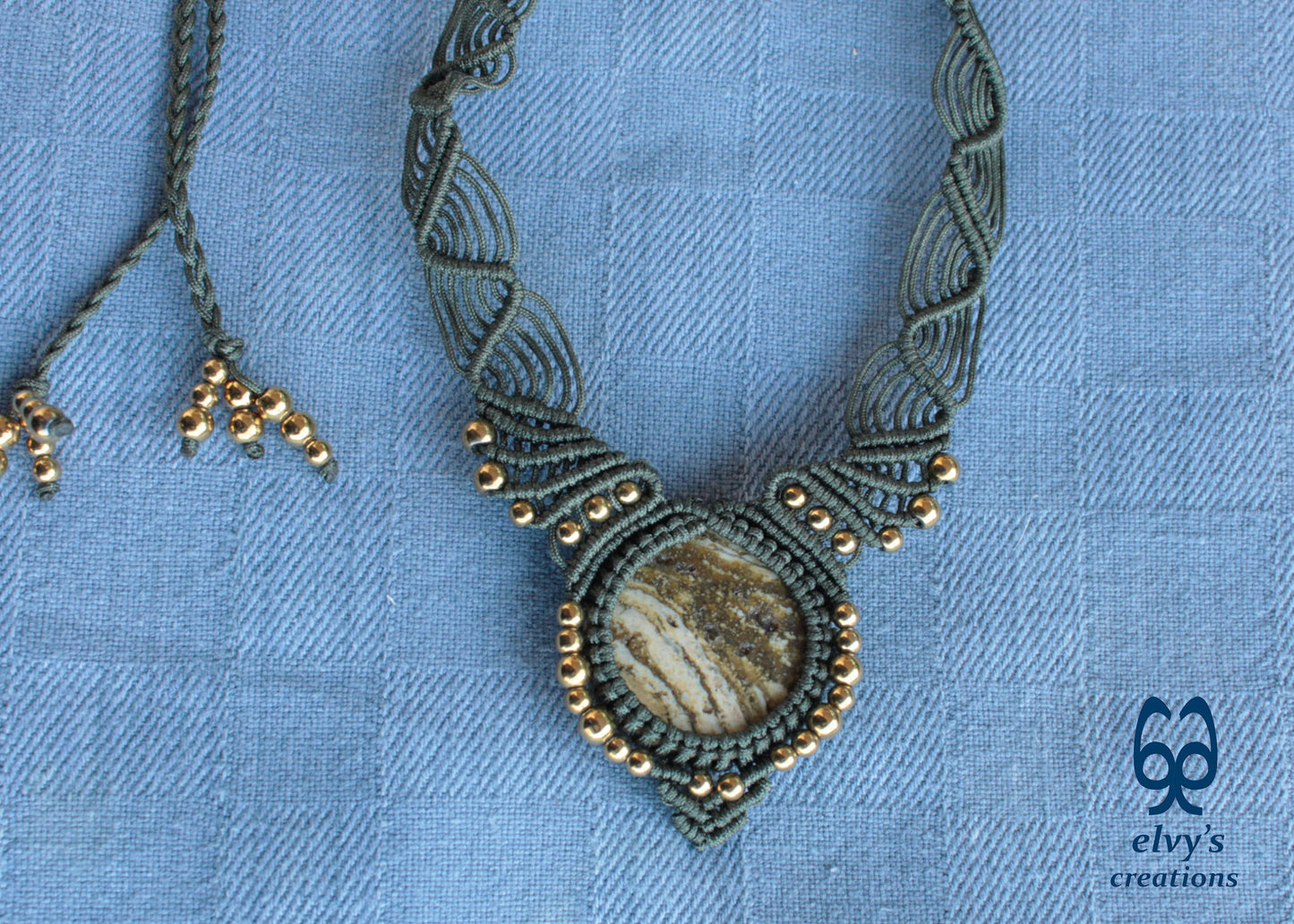 Green Macramé Necklace with Jasper and Hematite Gemstones