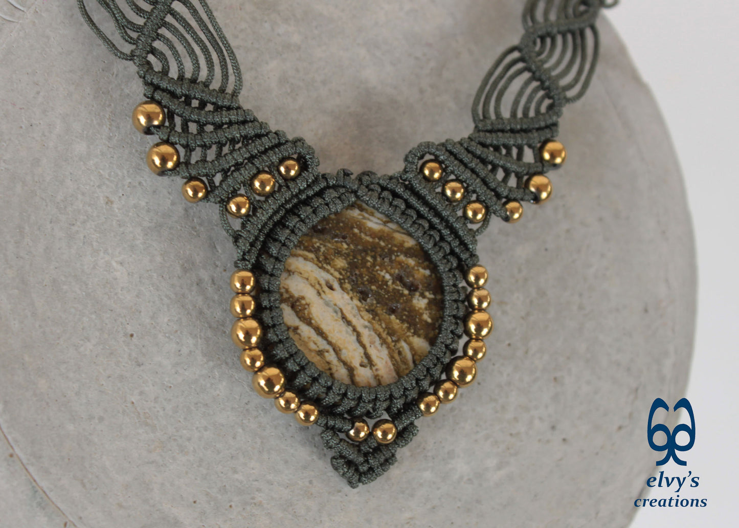 Green Macramé Necklace with Jasper and Hematite Gemstones