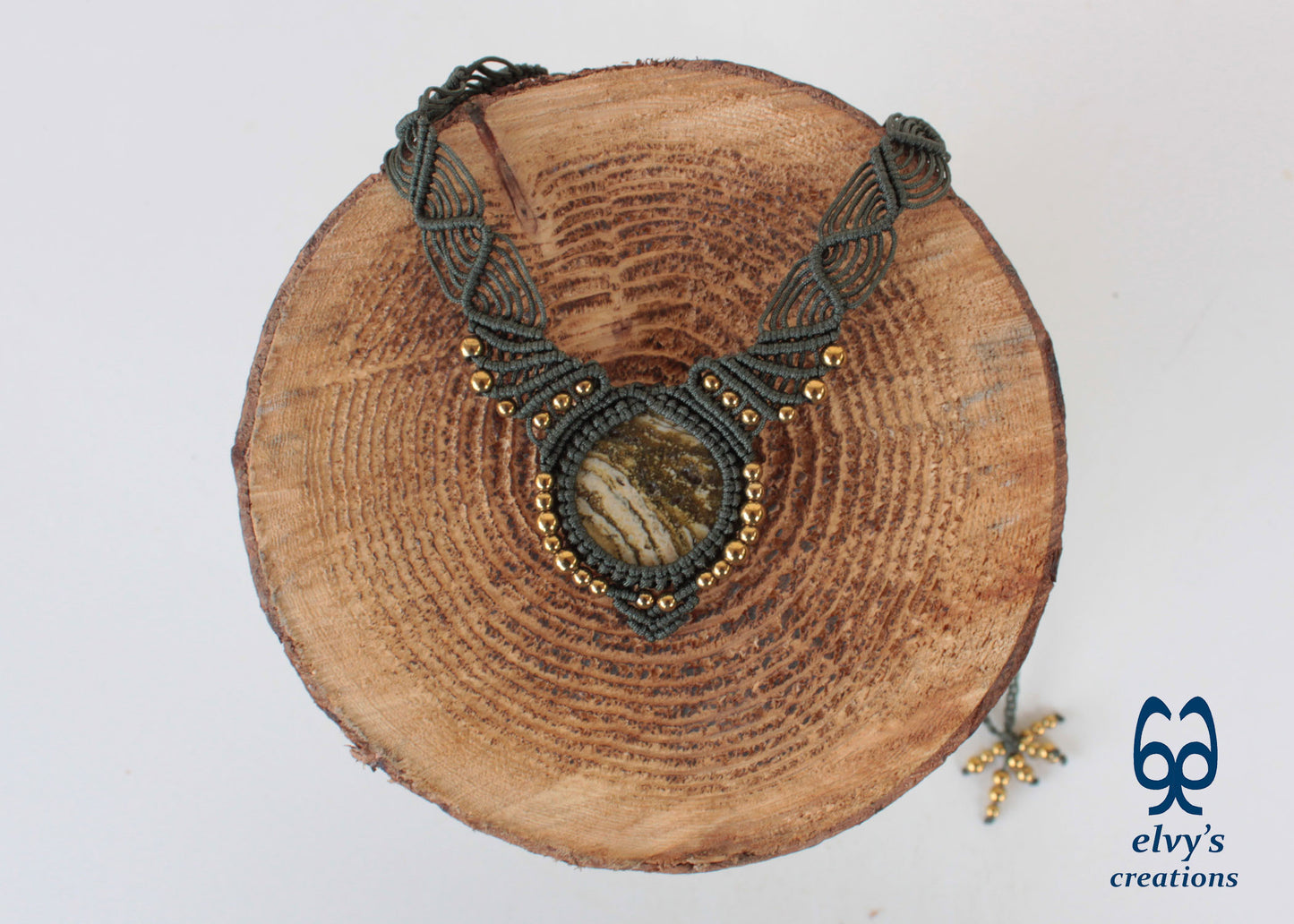 Green Macramé Necklace with Jasper and Hematite Gemstones