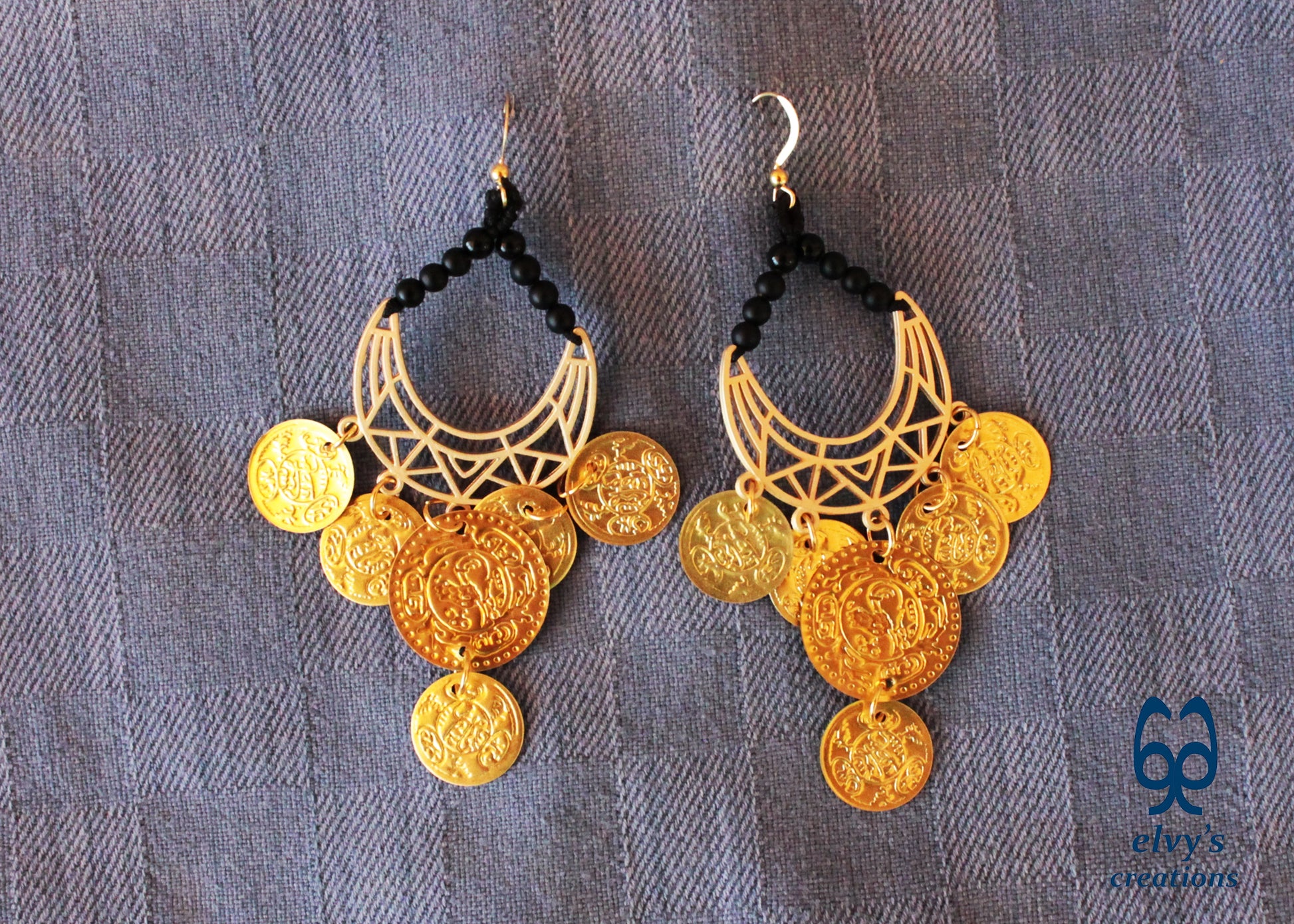 Gold Macrame Earrings with Onyx Gemstones Gypsy Earrings with Coins Boho Dangle with Coins, Μακραμέ Σκουλαρίκια με Χρυσά Φλουριά και Κρυστάλλους Όνυχα