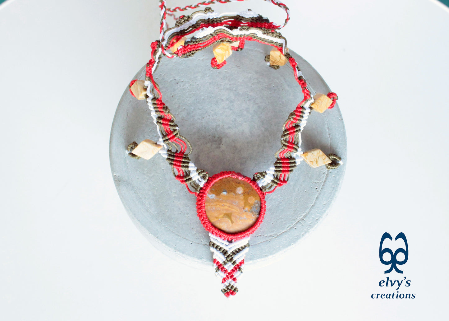 Red Macramé Necklace with Agate